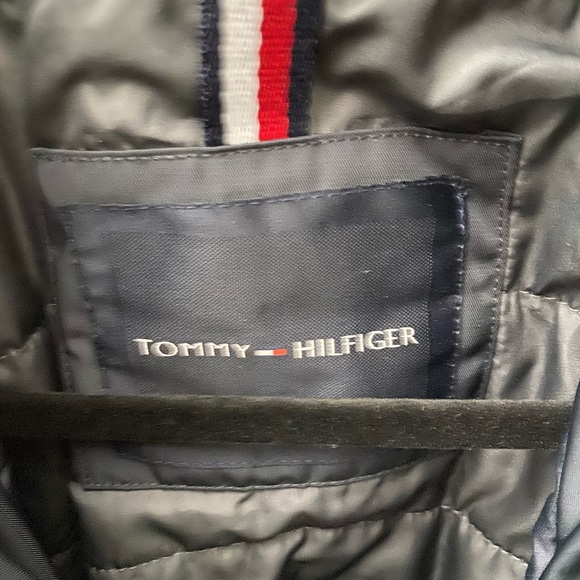 Tommy Hilfiger Men's Four-Pocket Filled Performance Bomber Jacket Navy Small - Picture 4 of 11